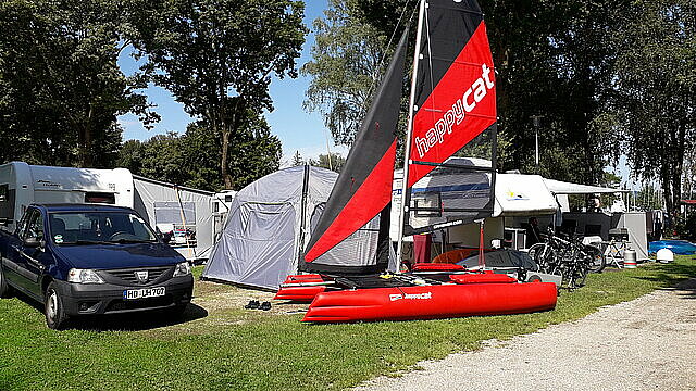 catamarano sportivo