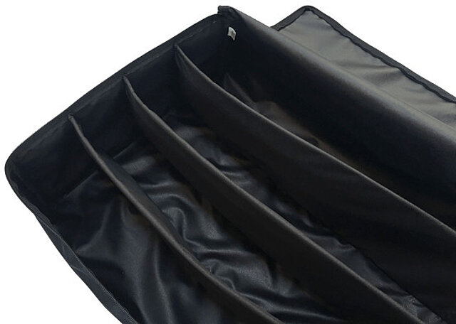 Pack-bag mast